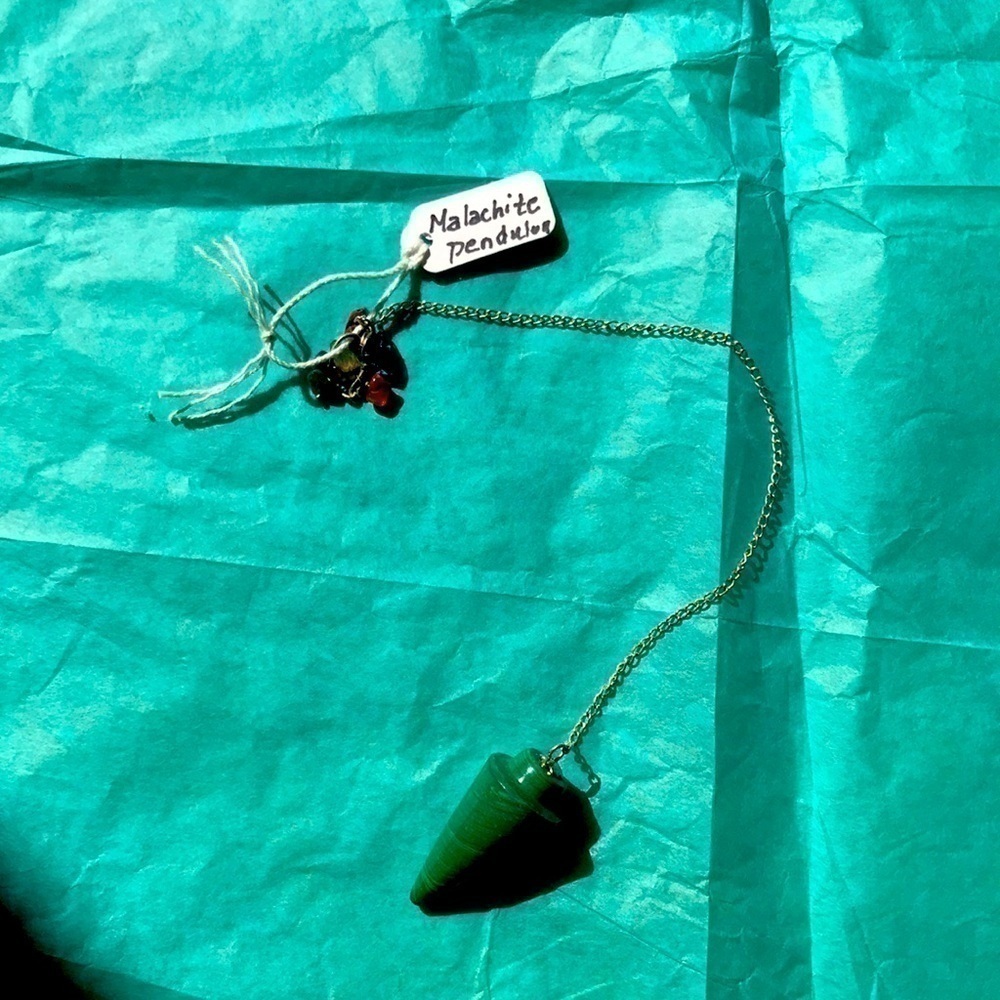 𝅺🍒Malachite Pendulum🍒 - Picture 2 of 4